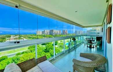 Imagem: O apartamento na cobertura possui 4 Dormitórios, 5 Banheiros