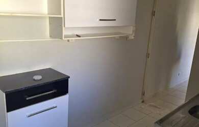 Imagem: A casa possui 2 Dormitórios, 1 Banheiro e 1 Vaga na garagem