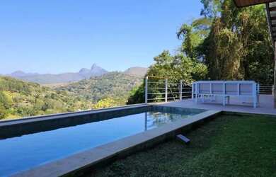 Imagem 3: Casa de Alto Padrão em Itaipava | 5 Quartos | Arquitetura Contemporânea