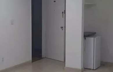 Imagem: O depósito possui 1 Vaga na garagem, 42m² de Área e está