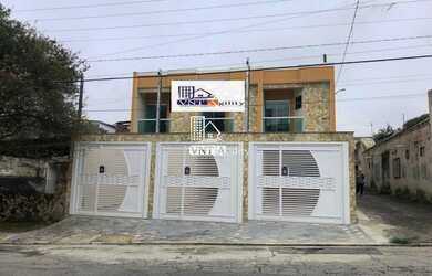 Imagem: A casa possui 3 Dormitórios, 3 Banheiros, 2 Vagas na garagem