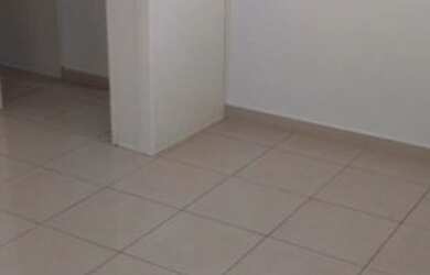 Imagem: O depósito possui 1 Vaga na garagem, 30m² de Área e está