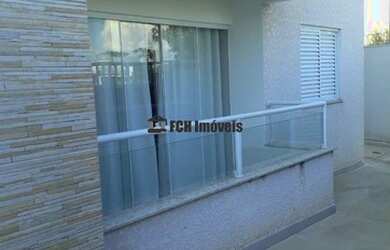 Imagem: O apartamento possui 3 Dormitórios, 1 Banheiro, 1 Vaga na garagem