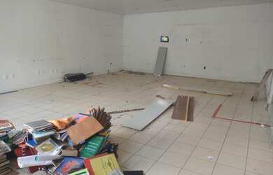 Imagem 11: Galpão com Loja e 3 salas med. 7x60 na Tv. do Chaco próx. a A. Barroso