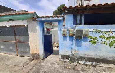 Imagem: A casa possui 2 Dormitórios, 1 Banheiro, 60m² de Área e