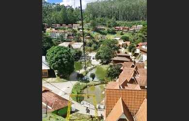 Imagem: A pousada chalé possui 2 Dormitórios, 3 Vagas na garagem