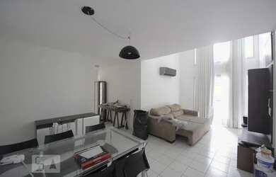 Imagem: O apartamento possui 3 Dormitórios, 3 Banheiros, 2 Vagas na