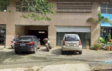 Imagem: O depósito possui 70m² de Área e está localizado em Buritis