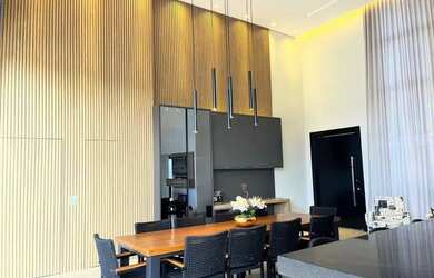 Imagem: Linda Casa em Condominio- Toda Planejada com Armários- Climatizada