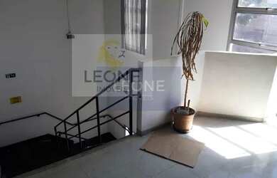 Imagem 9: Galpão para Locação em São Paulo, Lapa, 10 banheiros, 20 vagas