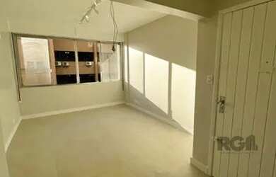 Imagem 5: Apartamento com vista para o Guaíba 2D no 14 andar, com 80m2 totalmente reformado, mobilia