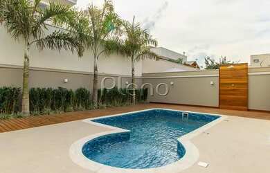 Imagem 2: Venda Casa com 282,77 metroQuadrado, 4 dormitório s , 2 vaga s . Swiss...