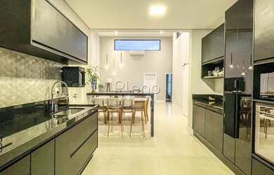 Imagem 14: Venda Casa com 237,00 m², 3 dormitório s , 4 vaga s . Swiss Park, Campinas