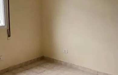 Imagem 6: Apartamento com três dormitórios, suíte e vaga demarcada para locação...