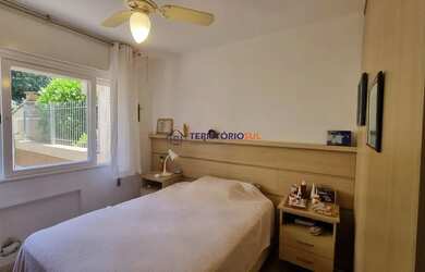 Imagem 11: Apartamento 02 dormitórios a venda, térreo, com uma vaga de estacionamento...