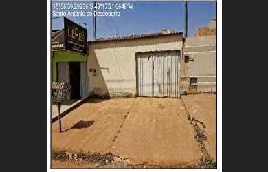 Imagem: A casa possui 2 Dormitórios, 1 Banheiro e 180m² de Área e