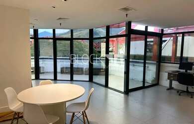 Imagem: O apartamento na cobertura possui 1 Dormitório, 1 Banheiro