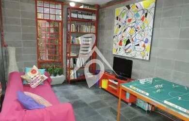 Imagem: O depósito possui 576m² de Área e Imóvel novo e está localizado