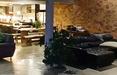 Imagem 2: Casa para venda possui com 4 quartos em Estância Alpina - Nova Lima -...