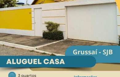 Imagem: A casa possui 3 Dormitórios, 2 Banheiros, 3 Vagas na garagem