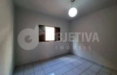 Imagem 14: Casa para aluguel, 3 quartos, 1 suíte, 3 vagas, SANTA MONICA - UBERLANDIA/MG