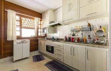 Imagem 8: Residencial Recanto dos Pássaros SHA Conj. 05 4 Quartos 8 Vagas