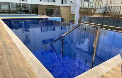 Imagem 2: AP BALNEARIO CAMBORIU ED . OCEAN BREEZE 170 m2 1 por andar