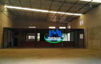 Imagem: O depósito possui 480m² de Área e está localizado em Rosário