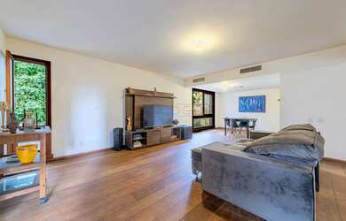 Imagem: O apartamento possui 3 Dormitórios, 4 Banheiros, 2 Vagas na