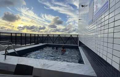 Imagem: O apartamento possui 3 Dormitórios, 3 Banheiros, 2 Vagas na