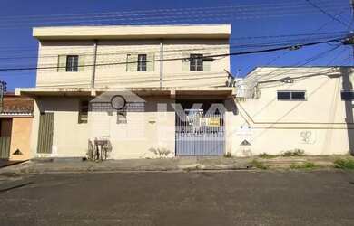 Imagem: A casa possui 1 Dormitório, 1 Banheiro, 45m² de Área e está