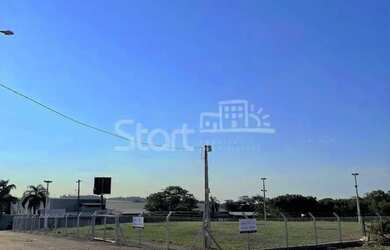 Imagem: O terreno possui 3.412m² de Área e está localizado em Parque