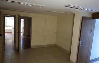 Imagem: O depósito possui 120m² de Área e está localizado em Centro