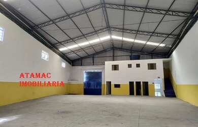 Imagem: O depósito possui 3 Vagas na garagem, 500m² de Área e está