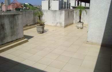 Imagem: O apartamento possui 2 Dormitórios, 1 Banheiro, 2 Vagas na