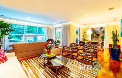 Imagem 10: Maravilhosa casa de arquitetura Neoclássica no Alto da Boa Vista