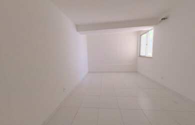 Imagem: A casa possui 2 Dormitórios, 1 Banheiro, 60m² de Área e