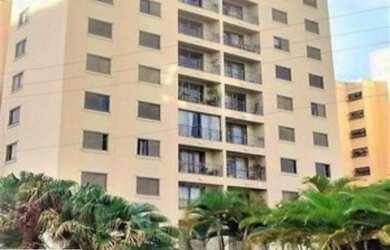 Imagem: O apartamento possui 3 Dormitórios, 1 Banheiro, 1 Vaga na garagem