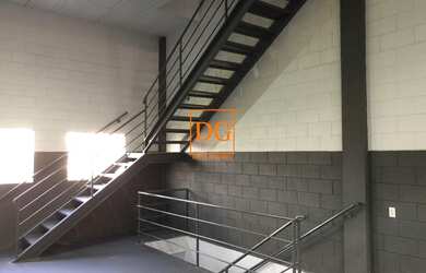 Imagem 10: Excelente Galpão. 700m² de Áreae3 Vagas na garagem