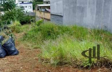 Imagem: O terreno possui 648m² de Área e está localizado em Santa