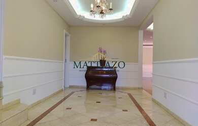 Imagem: A casa em condomínio à venda possui 4 Dormitórios, 5 Banheiros