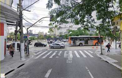 Imagem 12: Localização única em Pinheiros. 150 metros da estação, do metro linha...
