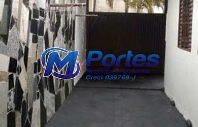 Imagem: A casa possui 2 Dormitórios, 1 Banheiro, 4 Vagas na garagem