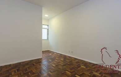 Imagem: O apartamento possui 1 Dormitório, 1 Banheiro, 46m² de Área