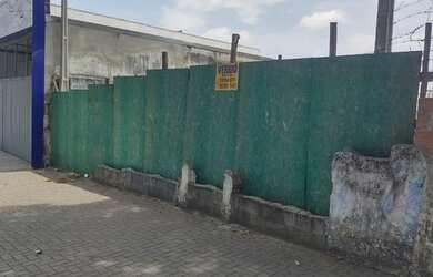 Imagem: O terreno à venda possui 250m² de Área e está localizado