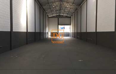 Imagem 3: Excelente Galpão. 700m² de Áreae3 Vagas na garagem
