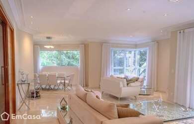 Imagem: O apartamento possui 4 Dormitórios, 5 Banheiros, 4 Vagas na