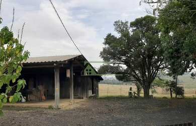 Imagem: A fazenda possui 300-0m² de Área e está localizado em Cerquilho