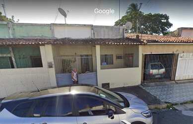 Imagem 1: Alugo casa no 2/4 no Farol