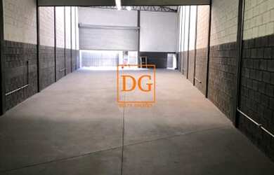 Imagem 12: Excelente Galpão. 425m² de Áreae3 Vagas na garagem